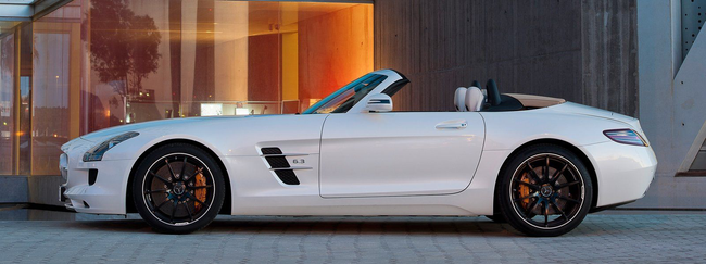 Состоялась мировая премьера Mercedes-Benz SLS AMG Roadster 