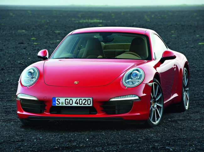 Раскрыт дизайн обновленного Porsche 911