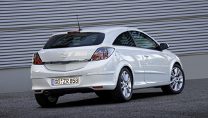 Opel Astra GTC 2010