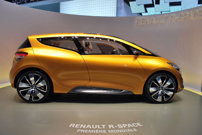 Geneva-2011: Renault R-Space
