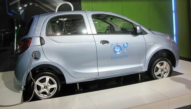 Китайский электромобиль Riich M1 EV пошел в серийное производство