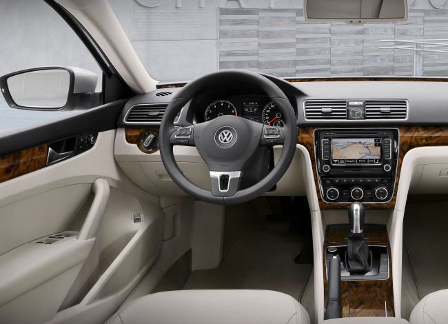 Volkswagen назвал российскую стоимость нового Passat