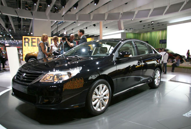 ММАС-2010: Мировая премьера Renault Latitude