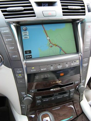2007 Lexus LS460 панель