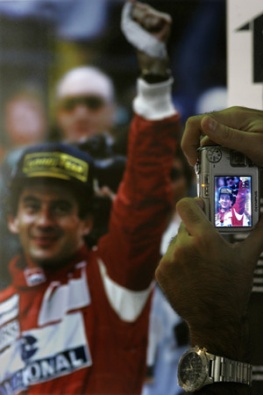 Senna photo