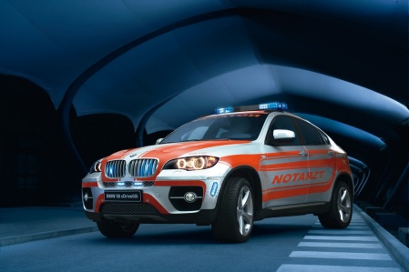 BMW X6 ambulance