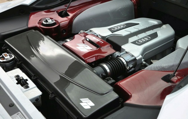 Двигатель Audi R8 Carbon Limited Edition от Prior Design