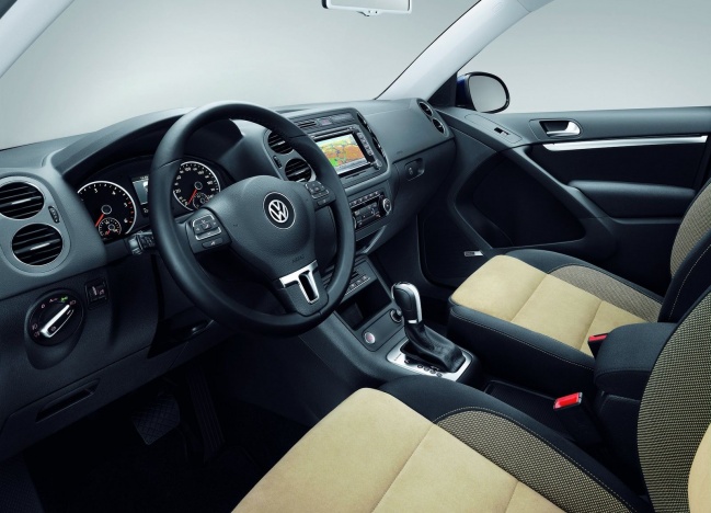 Названы российские цены на новый Volkswagen Tiguan