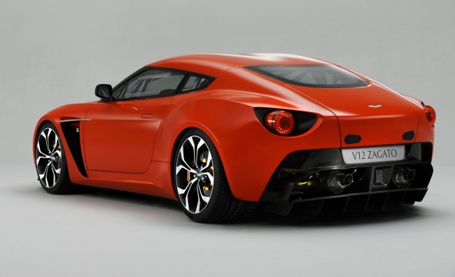 Новый суперкар Aston Martin V12 Zagato будет выпущен ограниченным тиражом