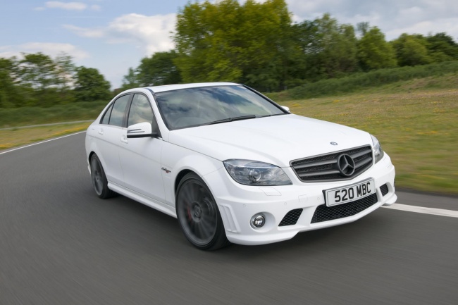 2011 mercedes benz c63 amg