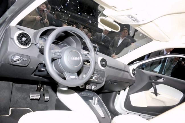 Audi A1 E-Tron interior