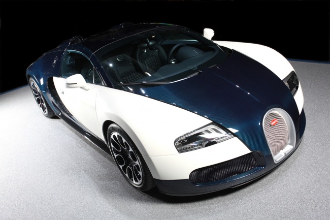 Bugatti Veyron Grand Spor tRoyal Dark Blue Special Edition