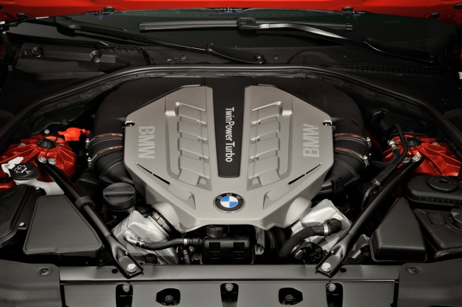 Озвучена стоимость BMW 6-Series в России 