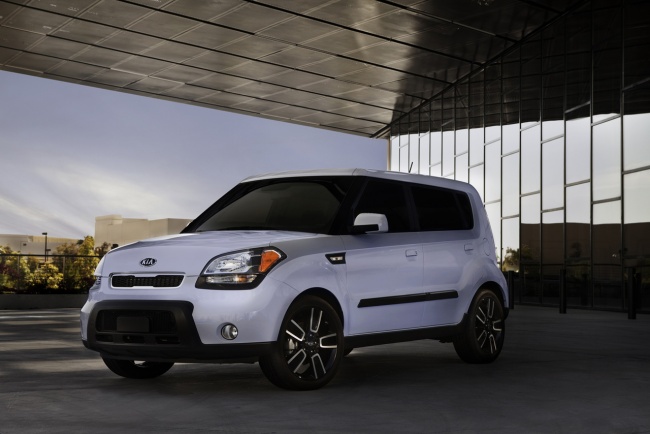 2010_kia_soul_ghost_special_edition
