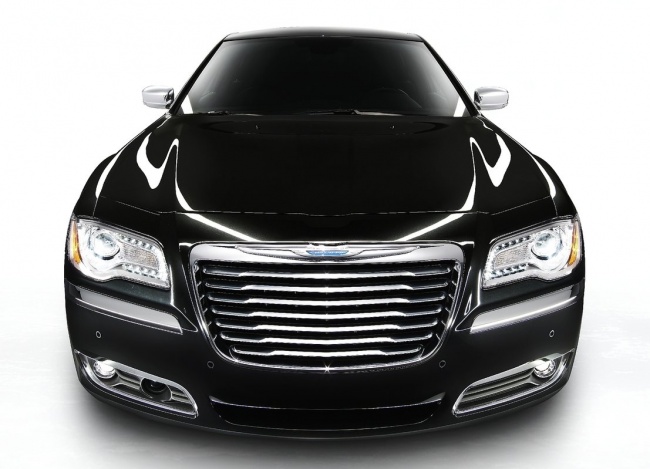 Состоялась премьера нового Chrysler 300